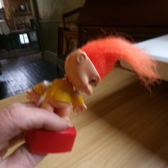 vintage rubber and plastic troll. - Picture 2 of 4